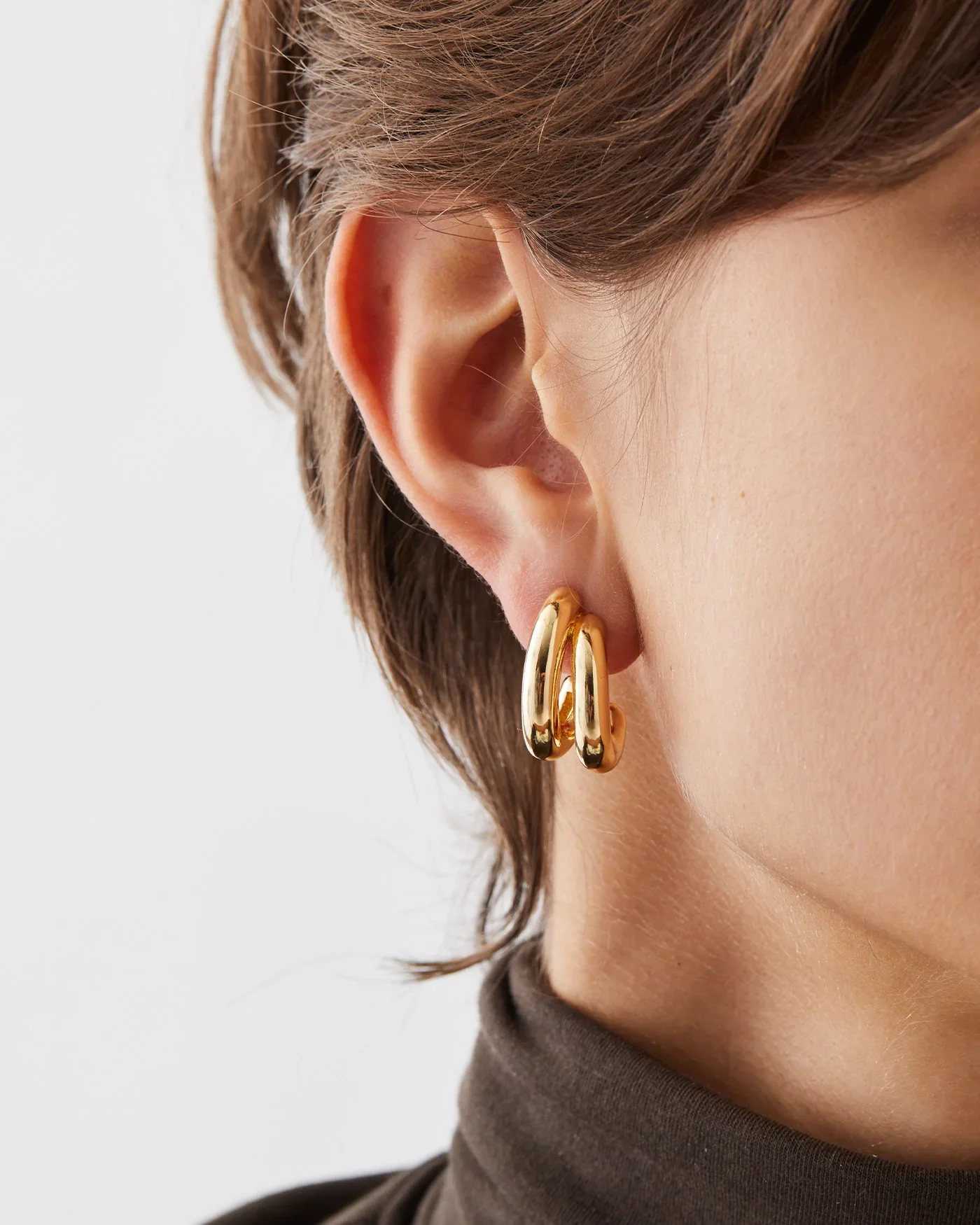 Florence Earrings in Gold - Image 4