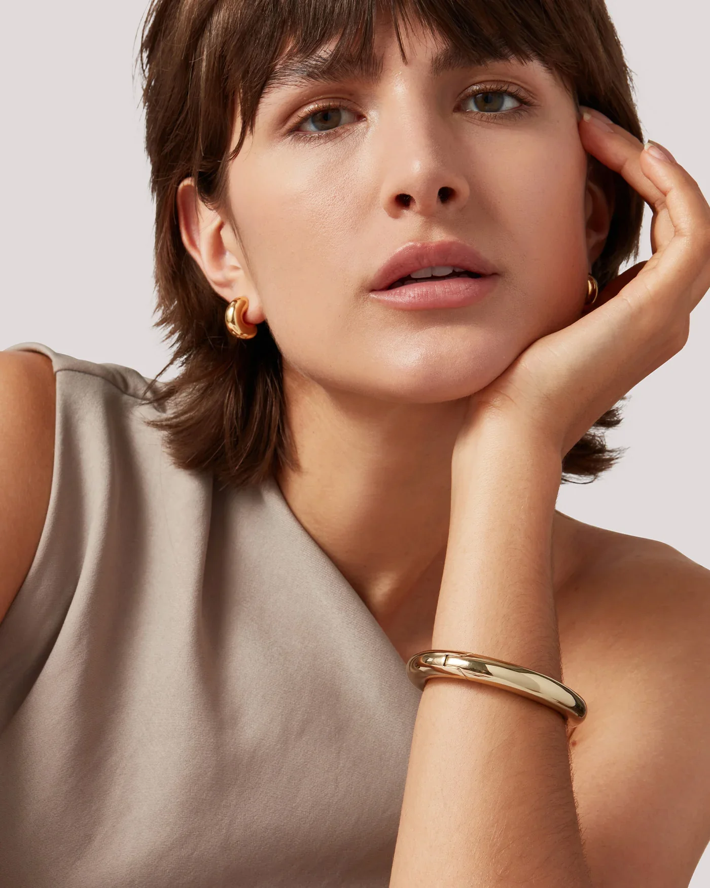 Gia Mega Bangle in Gold - Image 2
