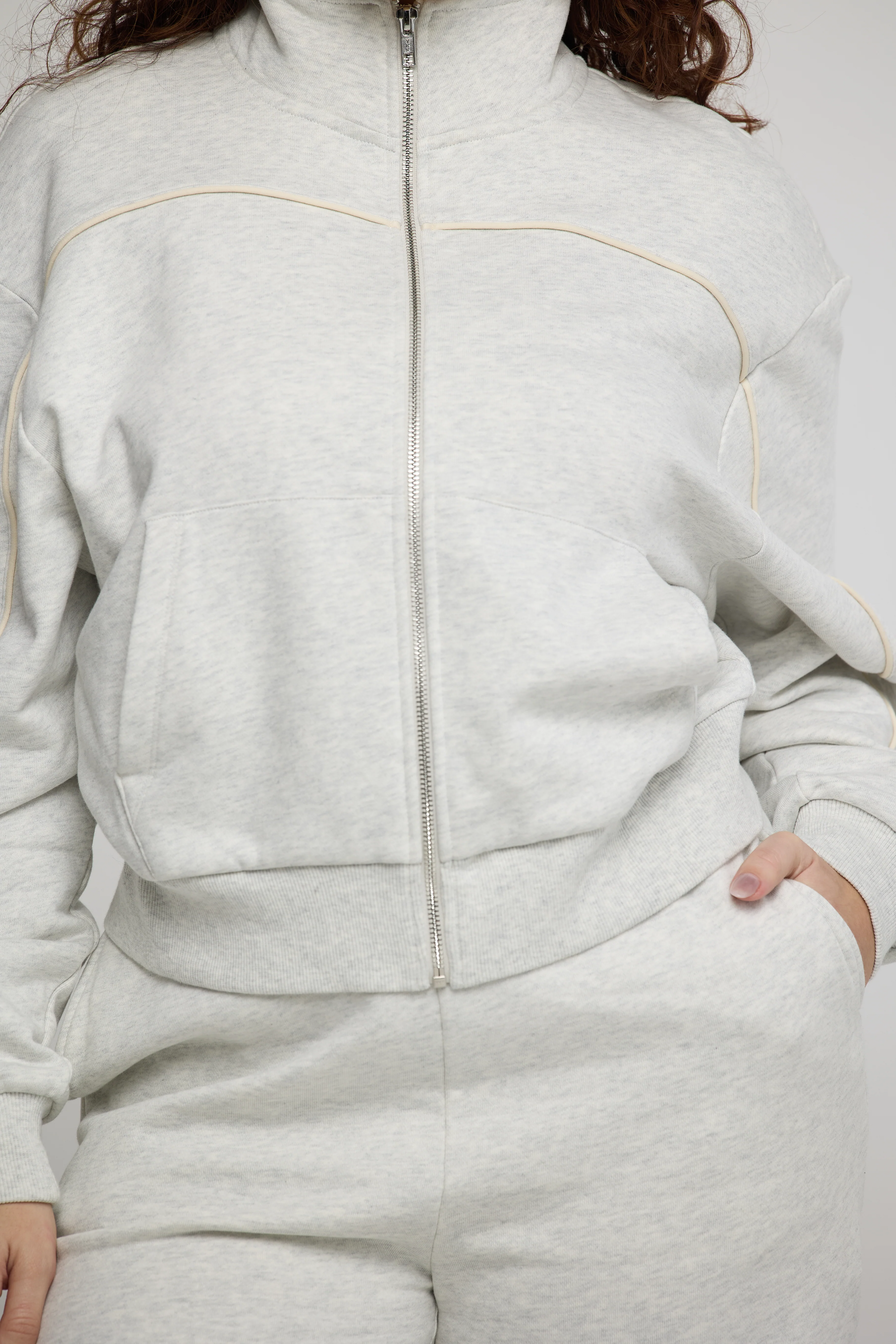 Oversized Zip - Image 8