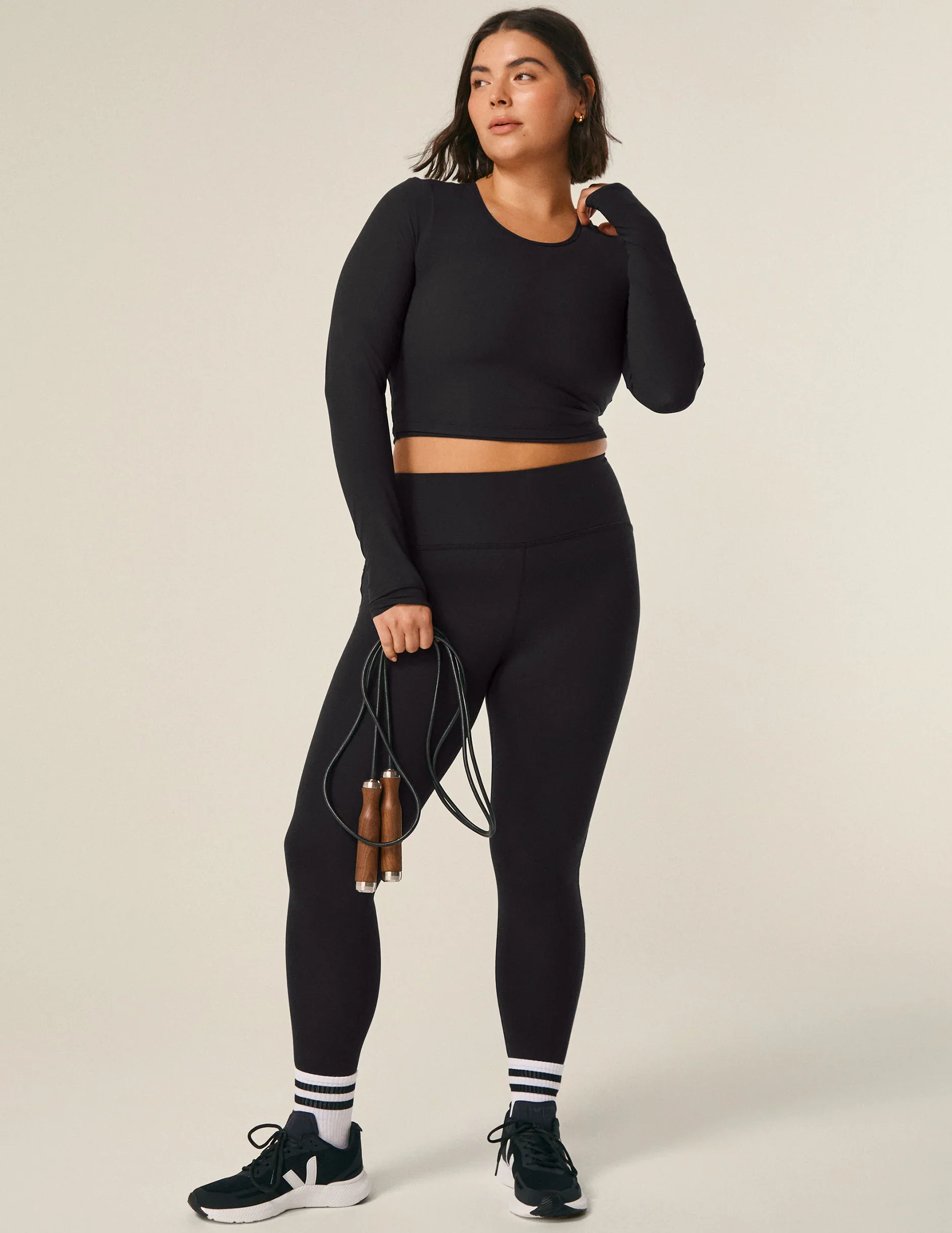 POWERBEYOND™ Lite Cardio Cropped Pullover - Image 3