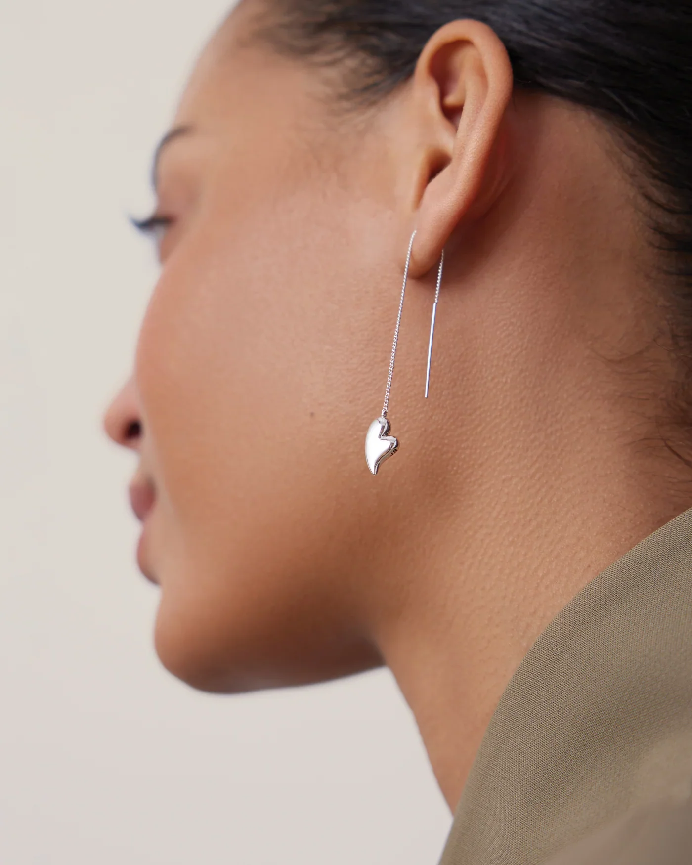 Puffy Heart Threader Earrings in Silver - Image 2