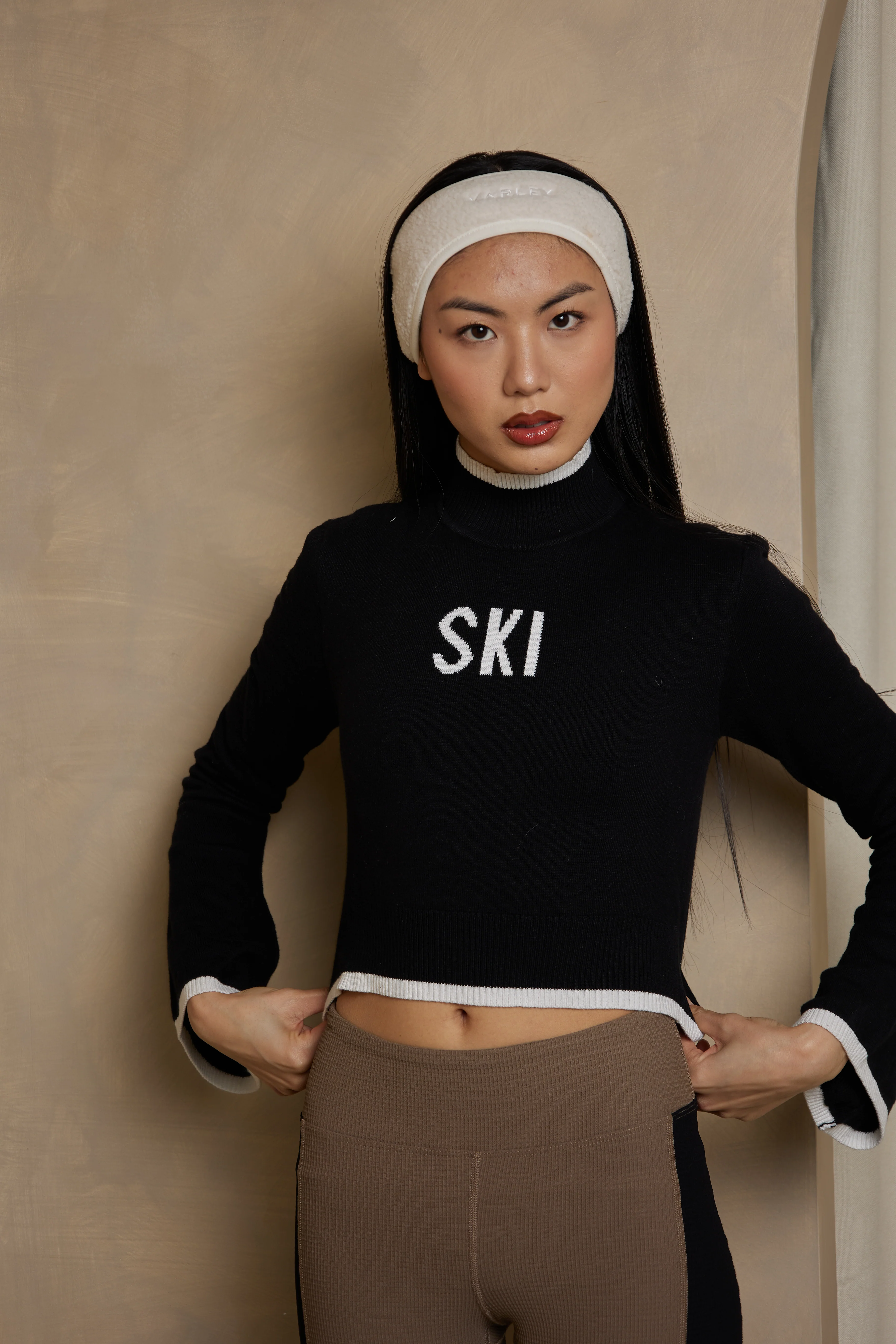 Ski Bell Sleeve Sweater Crop - Image 3
