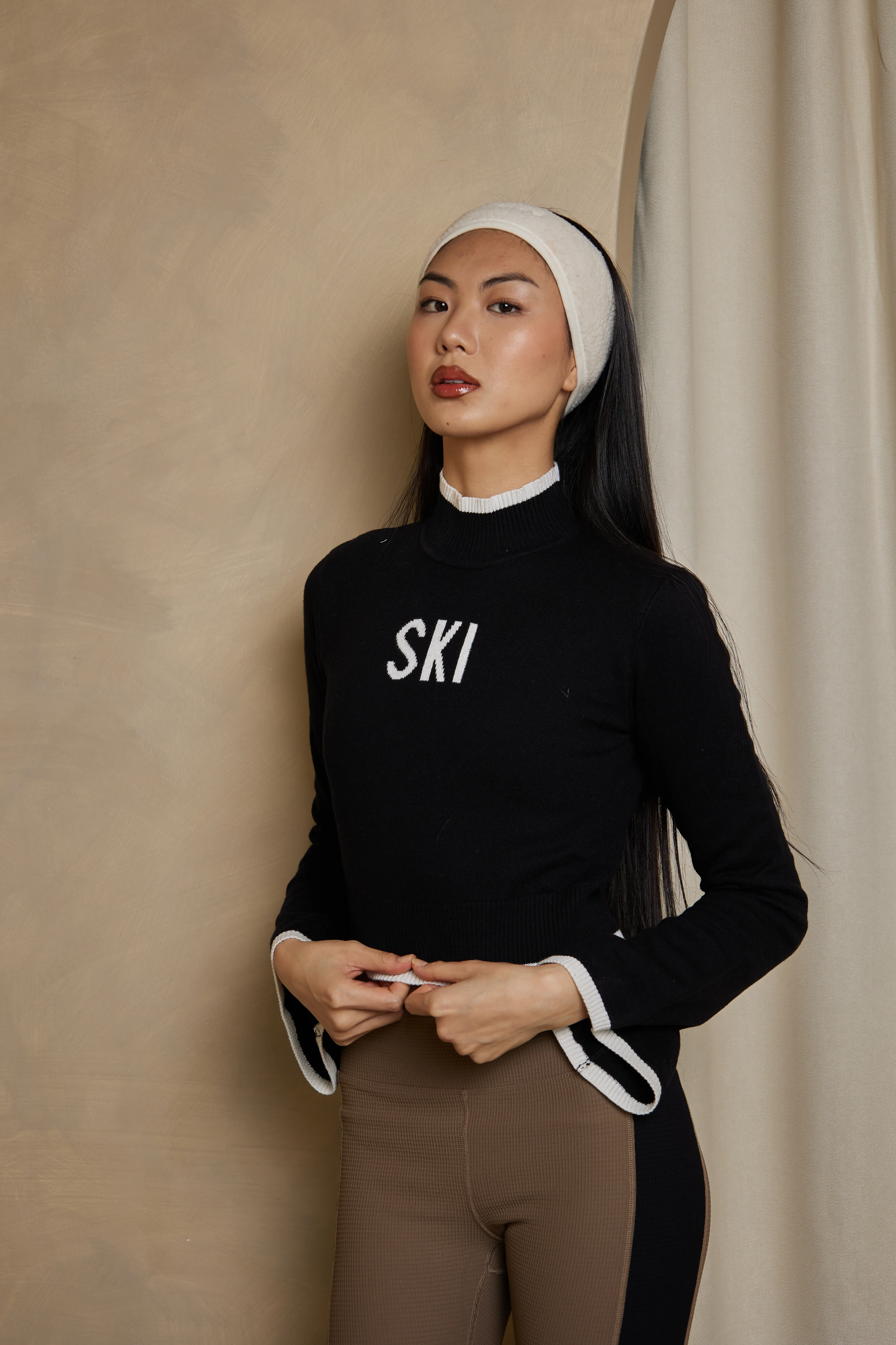 Ski Bell Sleeve Sweater Crop - Image 4